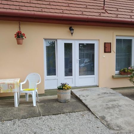 Barbara Apartmanhaz Keszthely Buitenkant foto