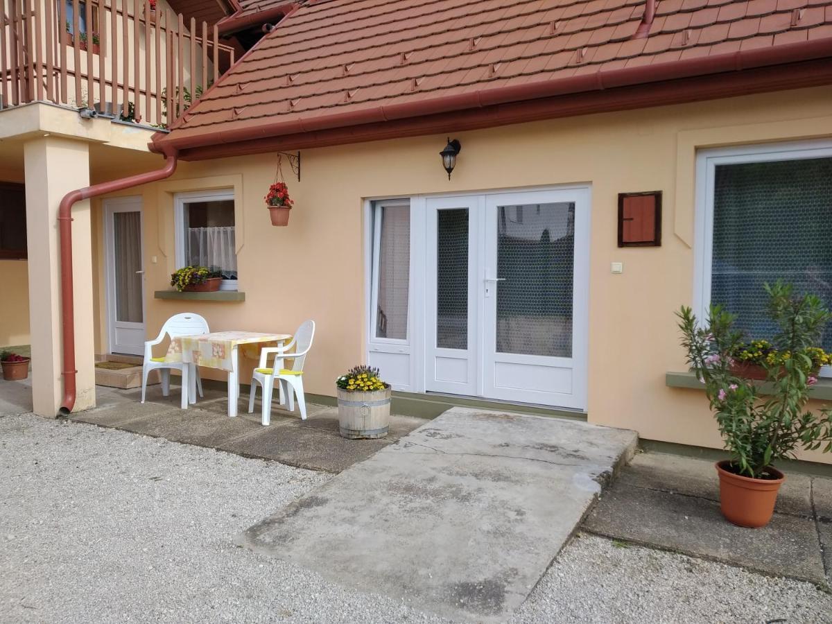 Barbara Apartmanhaz Keszthely Buitenkant foto