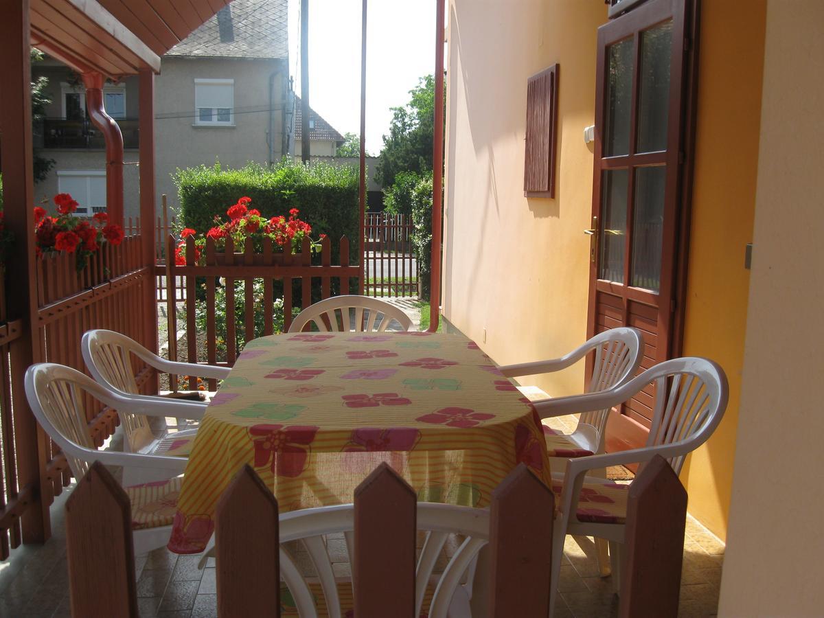 Barbara Apartmanhaz Keszthely Buitenkant foto