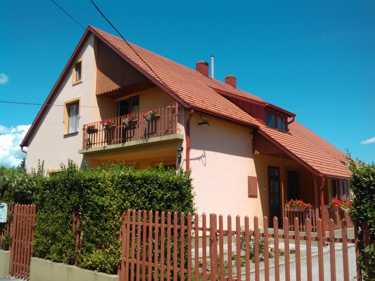 Barbara Apartmanhaz Keszthely Buitenkant foto